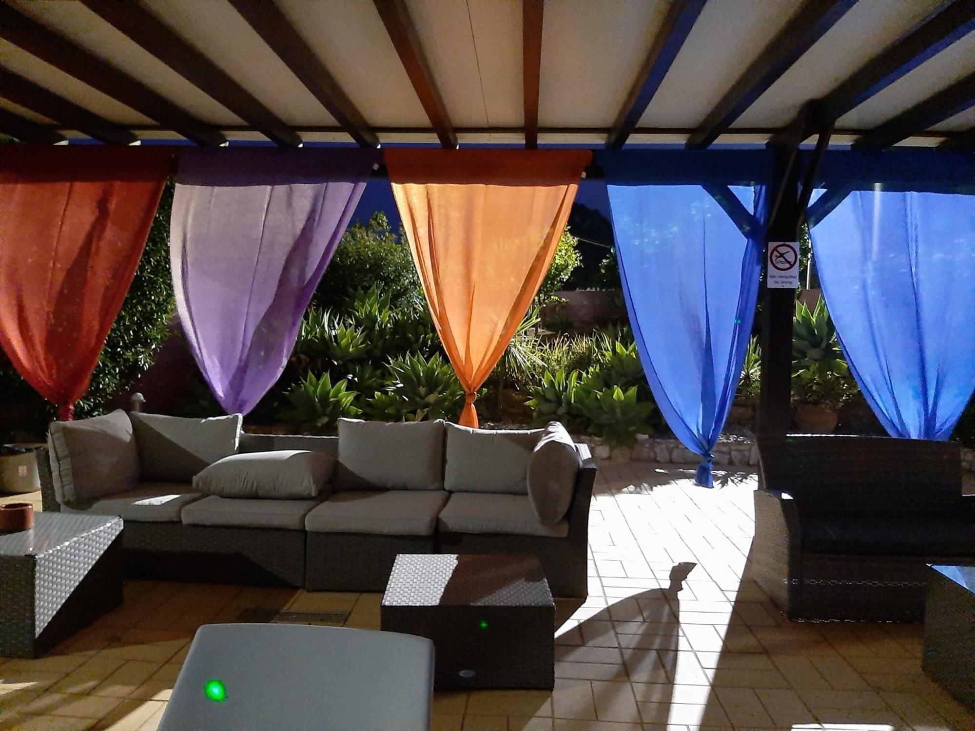 Lucie Lime Guesthouse Praia Da Luz Екстер'єр фото