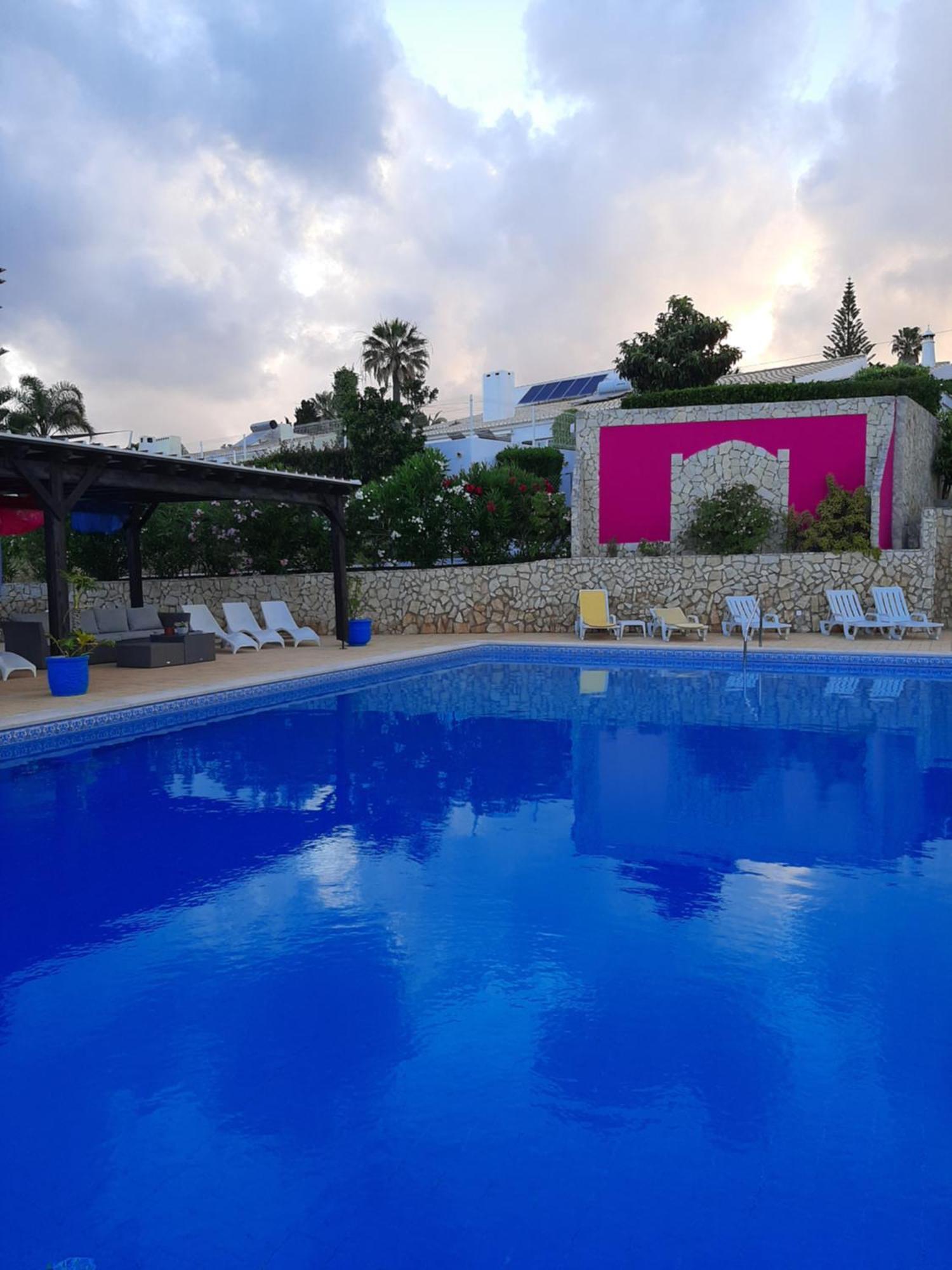 Lucie Lime Guesthouse Praia Da Luz Екстер'єр фото